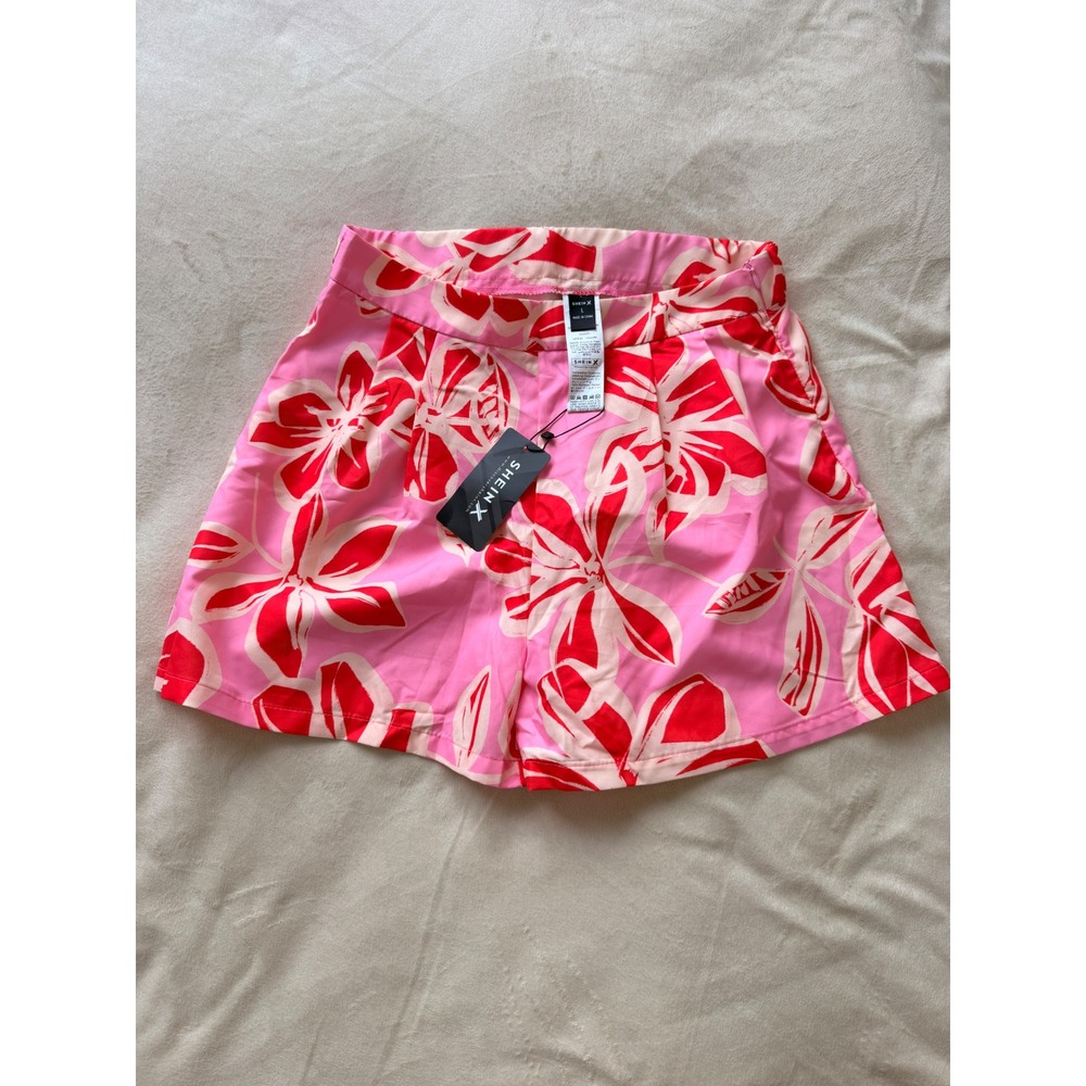 SHEIN X Shorts Women Large Pink NWT Floral Tropical High Waist Pleated Summer